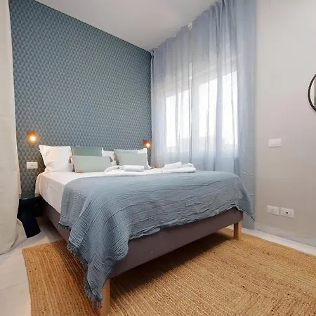 Caracalla Charming Terrace Loft Appartement *