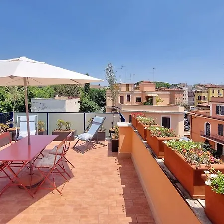 Caracalla Charming Terrace Loft Appartement *
