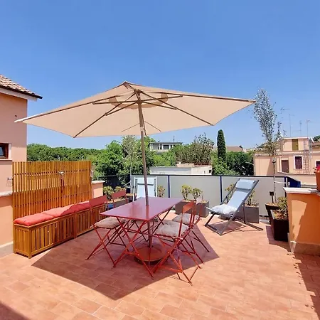 Caracalla Charming Terrace Loft Apartment *