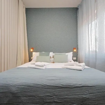 Caracalla Charming Terrace Loft Apartment Rome