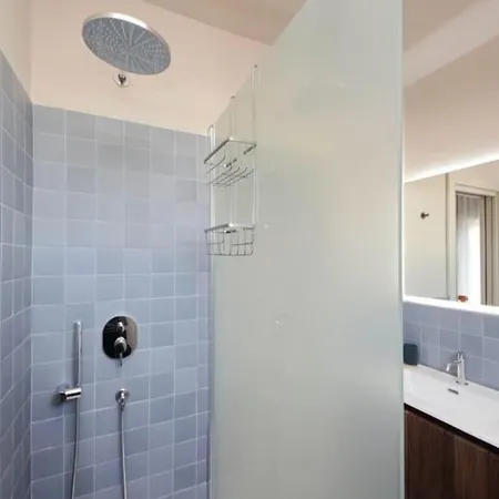 Caracalla Charming Terrace Loft *
